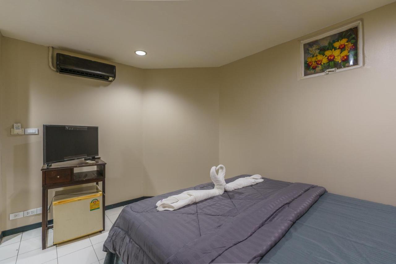 Cheqinn Bed Sukhumvit 4 Nana Plaza Bangkok Exteriér fotografie