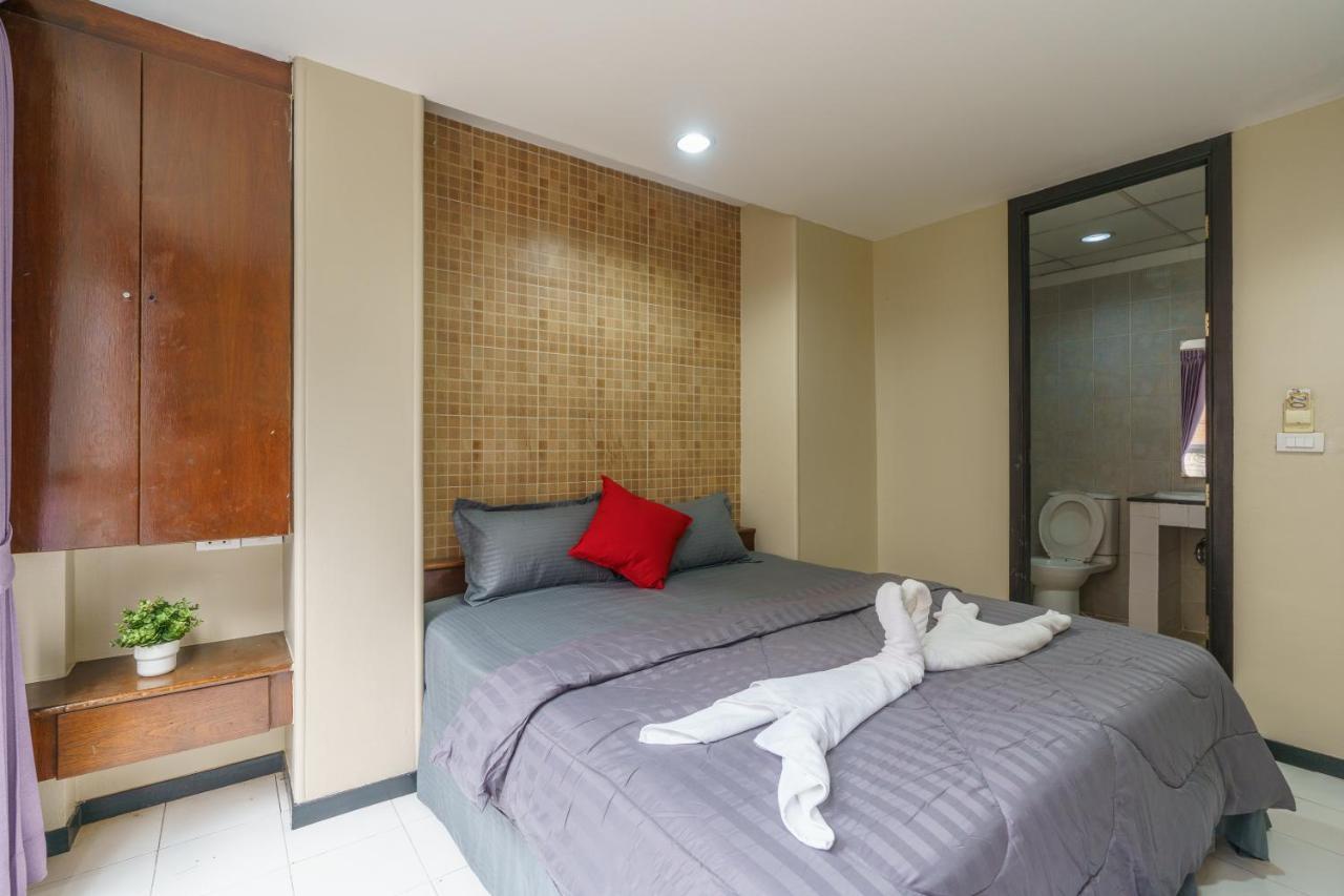 Cheqinn Bed Sukhumvit 4 Nana Plaza Bangkok Exteriér fotografie