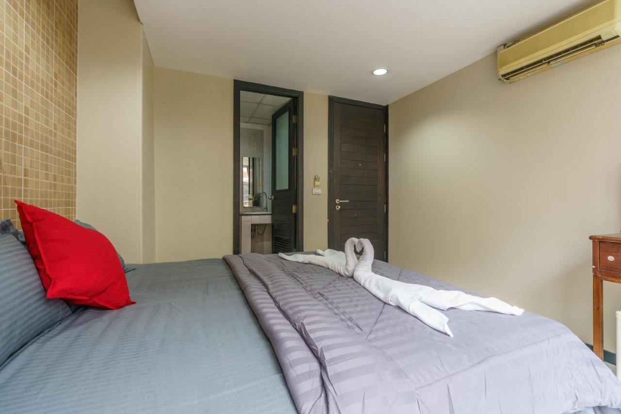 Cheqinn Bed Sukhumvit 4 Nana Plaza Bangkok Exteriér fotografie