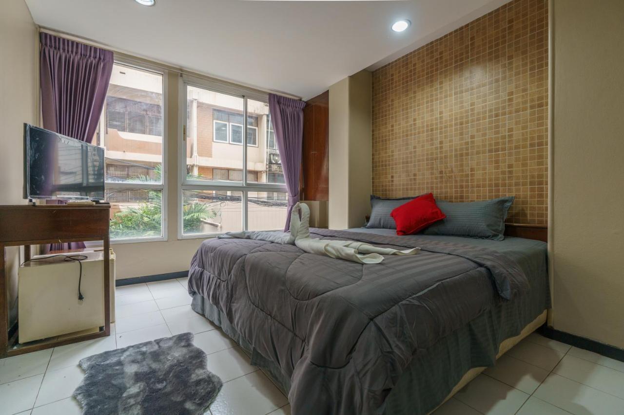 Cheqinn Bed Sukhumvit 4 Nana Plaza Bangkok Exteriér fotografie